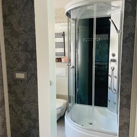 Vanadium Two Bedroom דירה